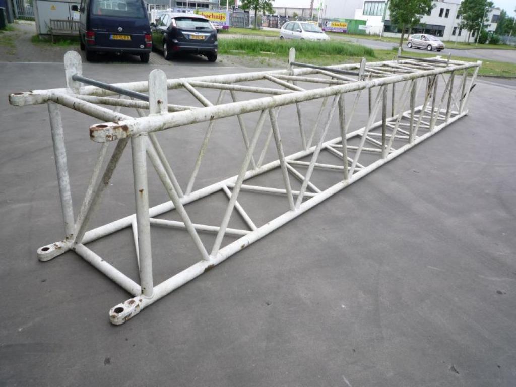 Demag AC 100 Fléchette