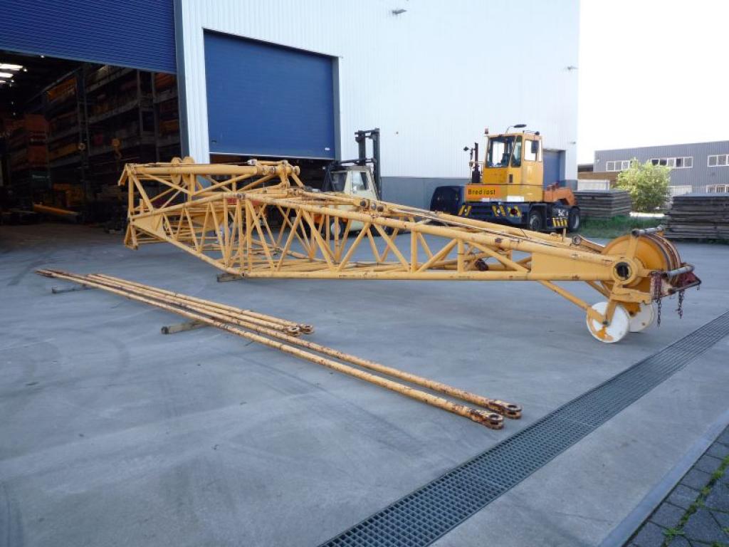 Demag TC 2800 wysiegnik