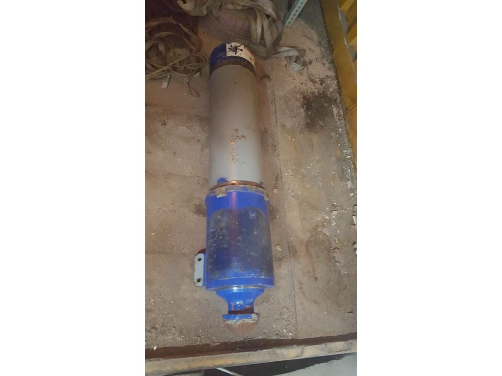 Liebherr LTM 1130 κύλινδροι