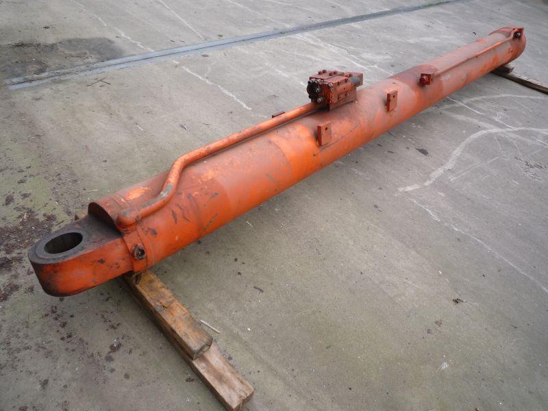 Krupp KMK 4070 Vérins