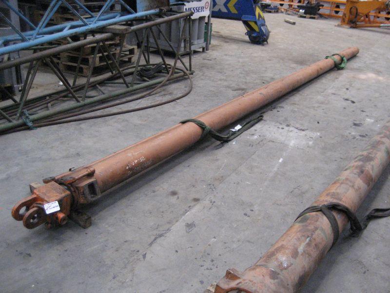 Liebherr LTM 1070 κύλινδροι