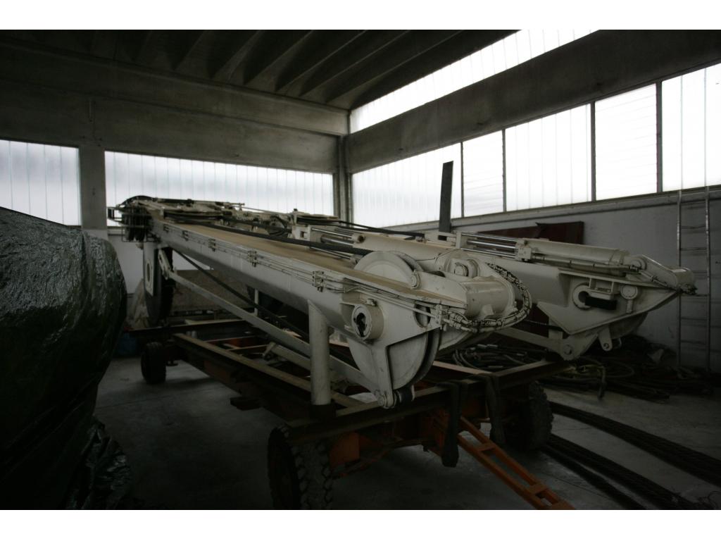 Demag AC 350 Fléchette