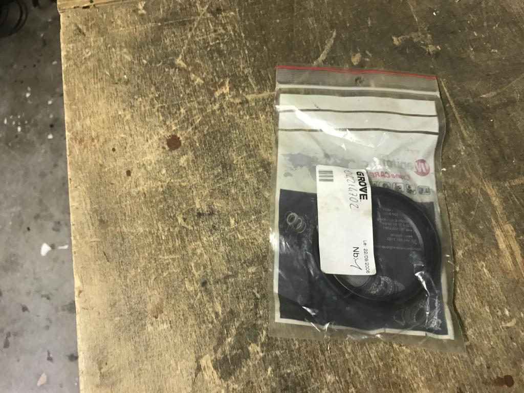 Grove GMK 5110-1 Peces Nuevos