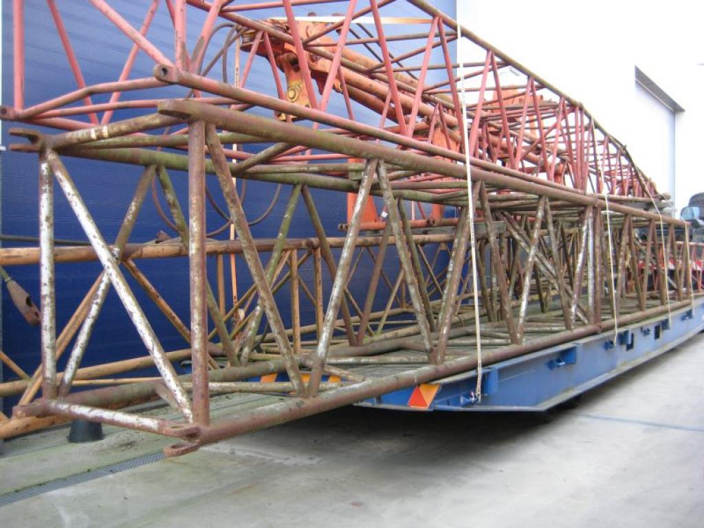 Demag TC 400 Secções de lança