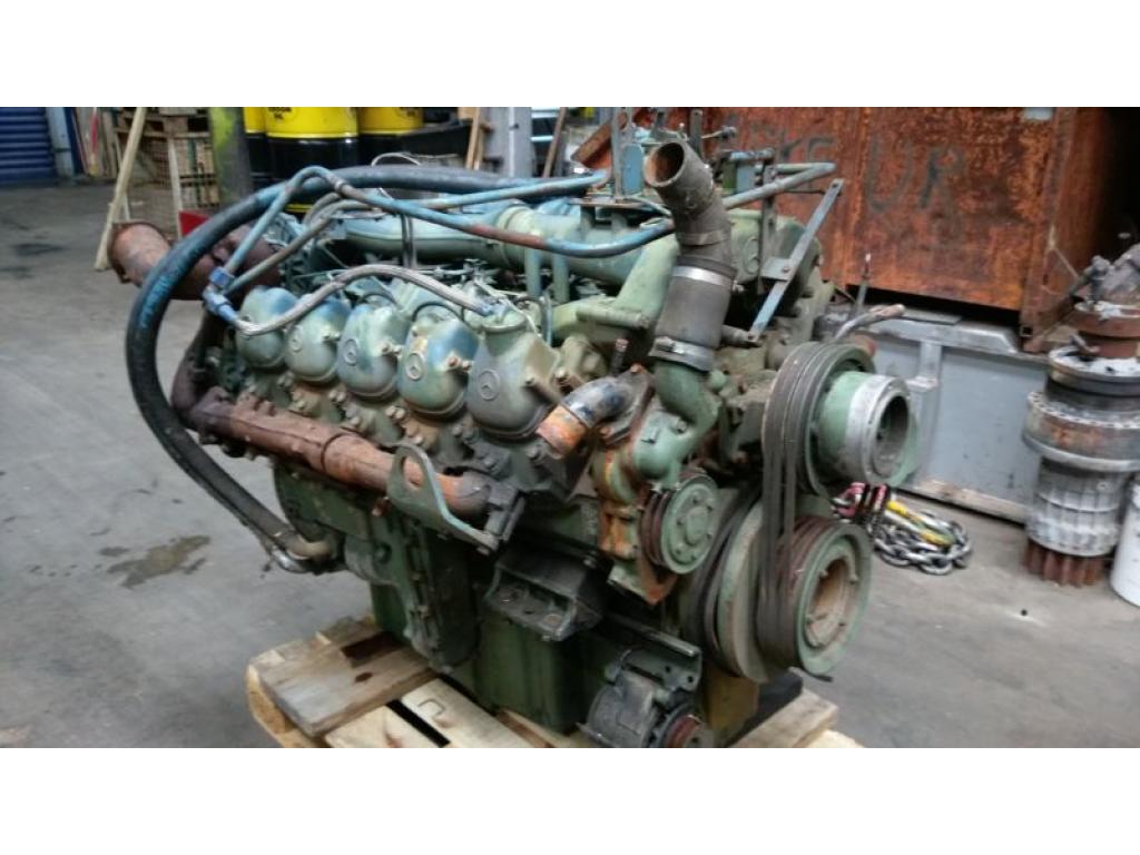 Mercedes OM 423 A Motori