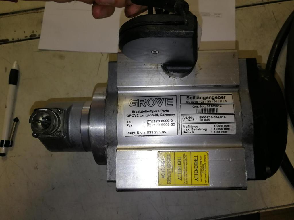 Electronic parts Grove GMK 3055 