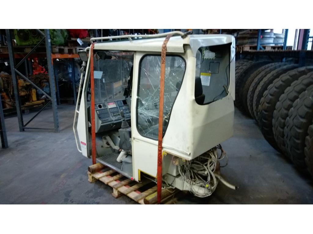 Grove GMK 3050  Kabine