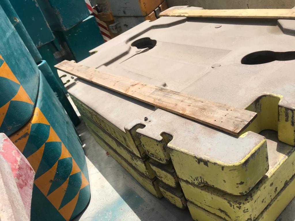 Liebherr LTM 1250 6.1 Counterweight