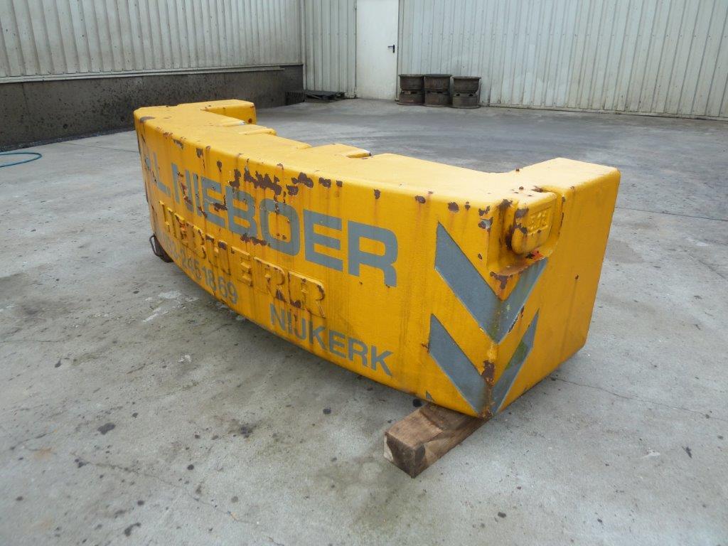 Counterweight Liebherr LTM 1070-1  