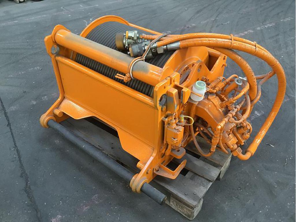 Winches Liebherr LTM 1095-5.1 