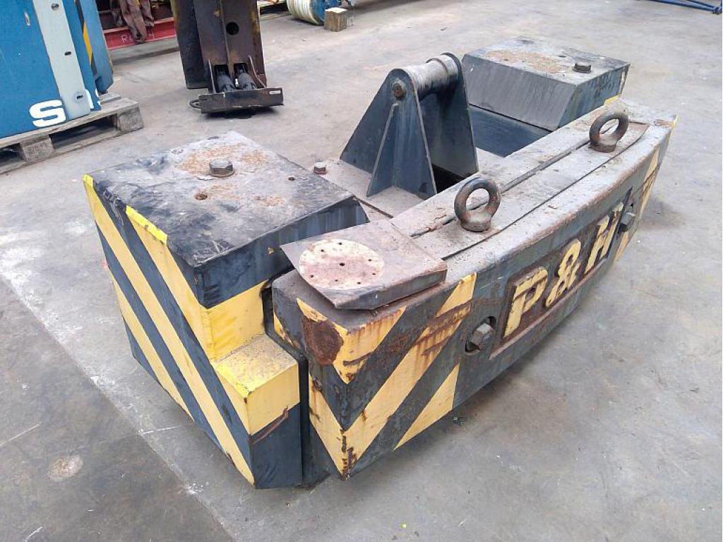 Counterweight P & H S 35 