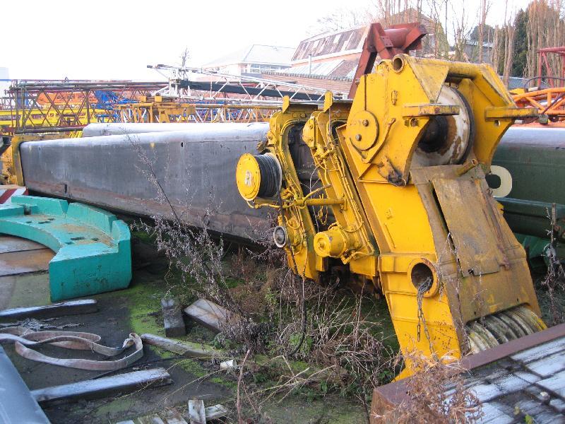 Liebherr LTM 1140 Secções de lança