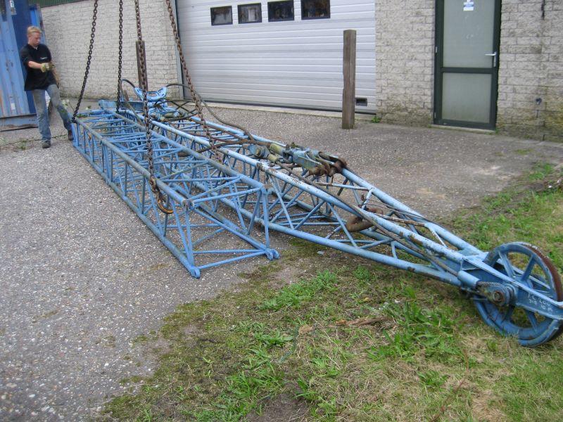 JIB's Demag TC 280 