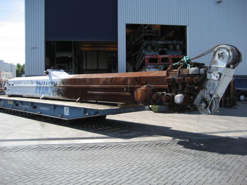 Liebherr LTM 1160 Secções de lança