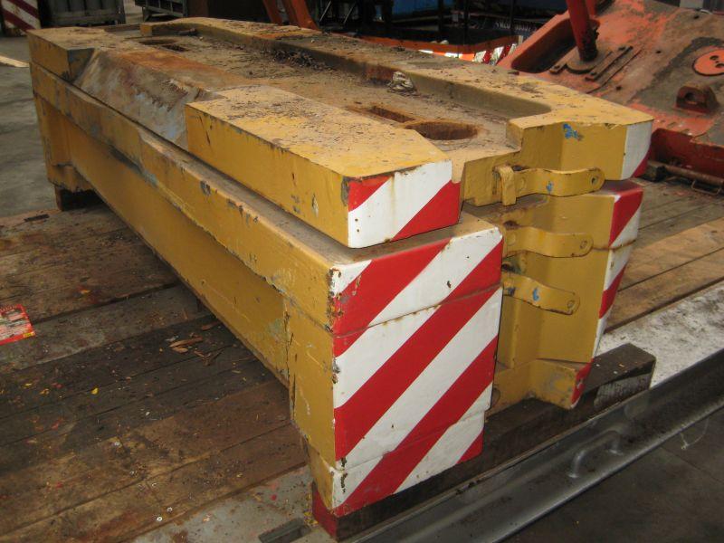 Counterweight Liebherr LTM 1070 