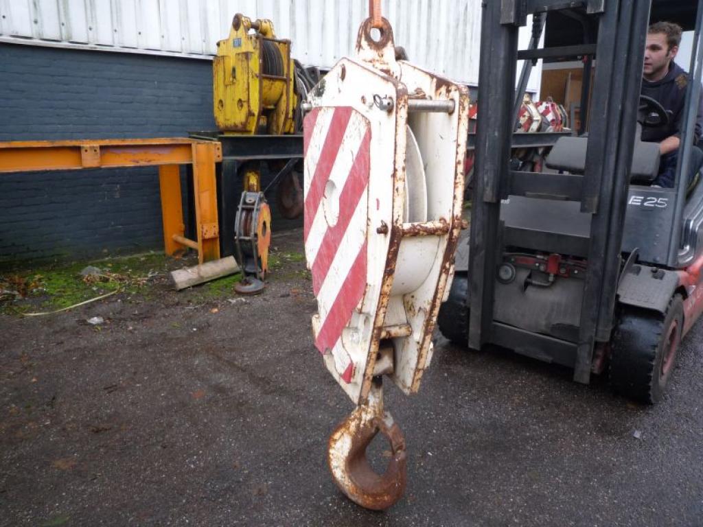 Hookblocks Liebherr 32 Ton 