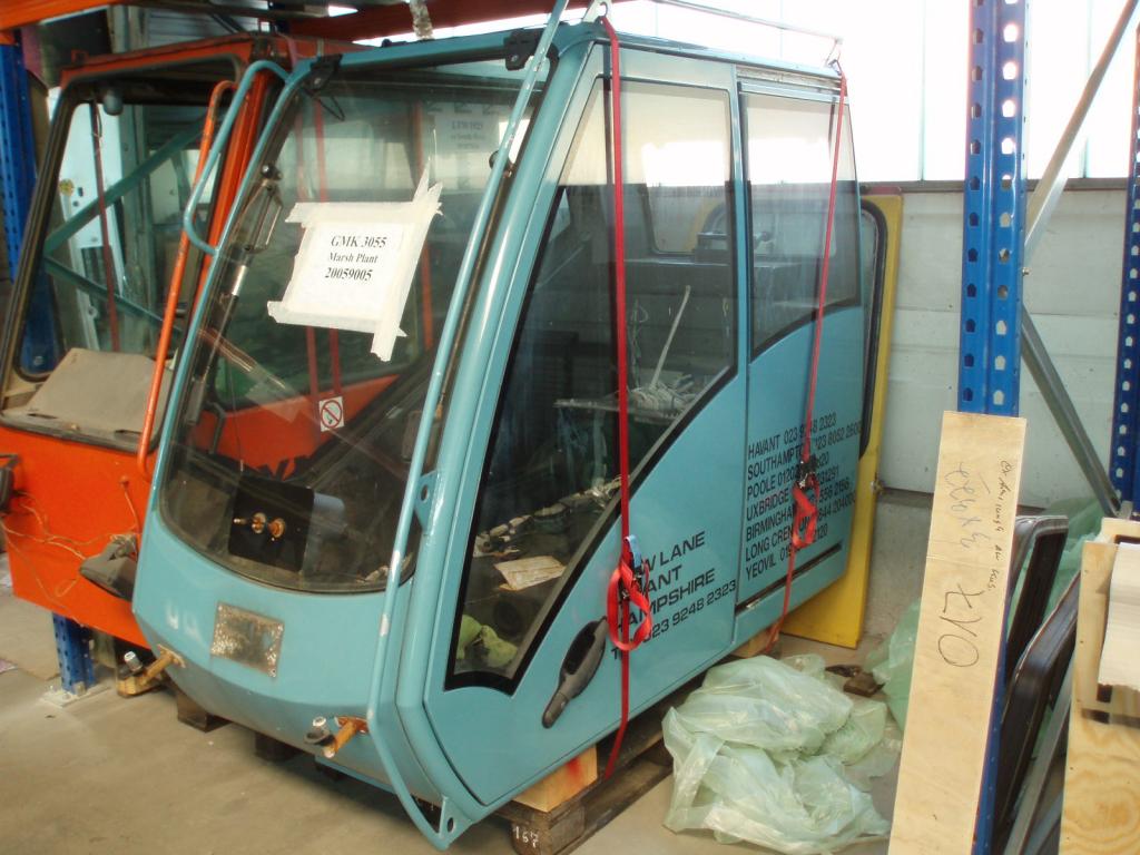 Grove GMK 3055 καμπίνες