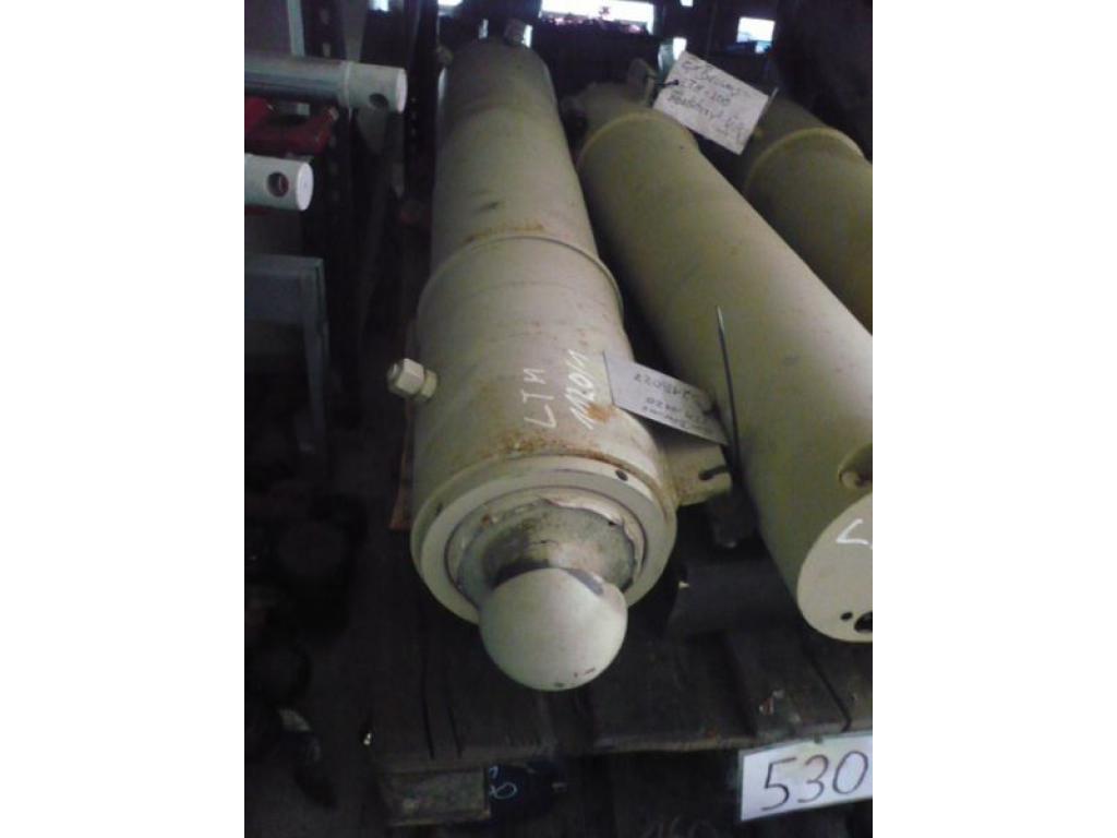 Outriggers/ cilinders Liebherr LTM 1120 