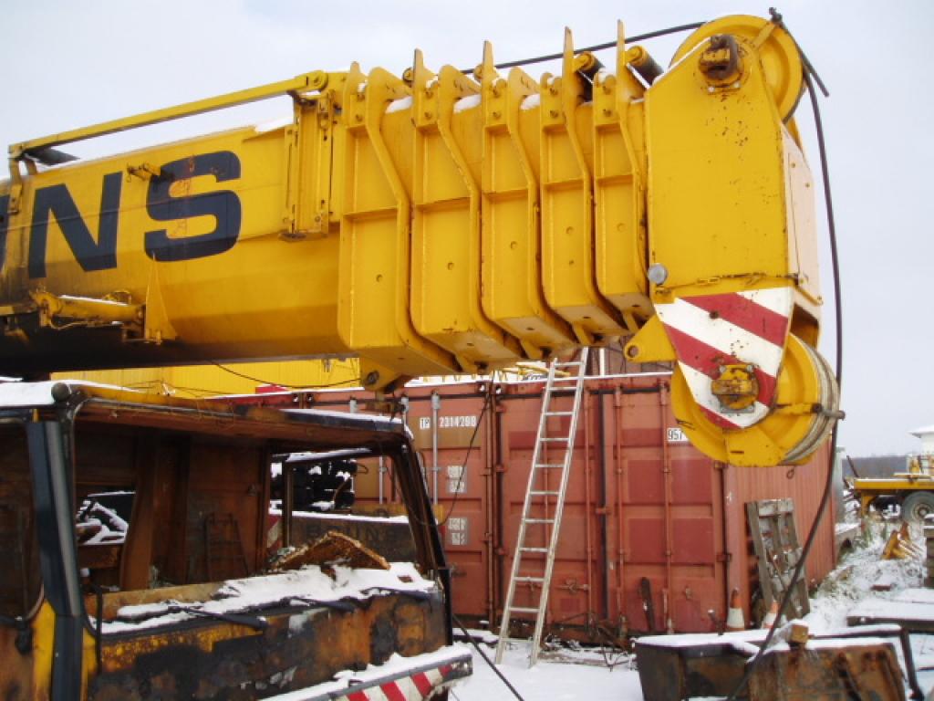 Liebherr LTM 1120 Secções de lança