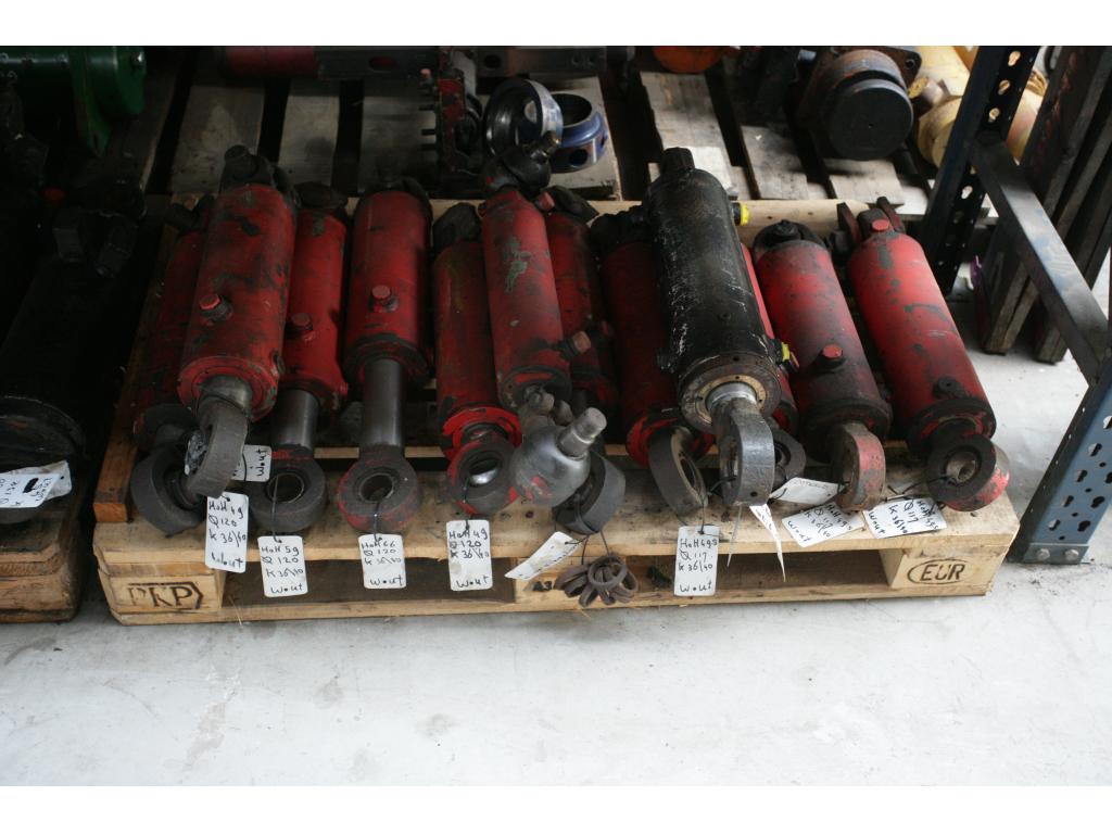 Liebherr LTM 1070 Sospensione