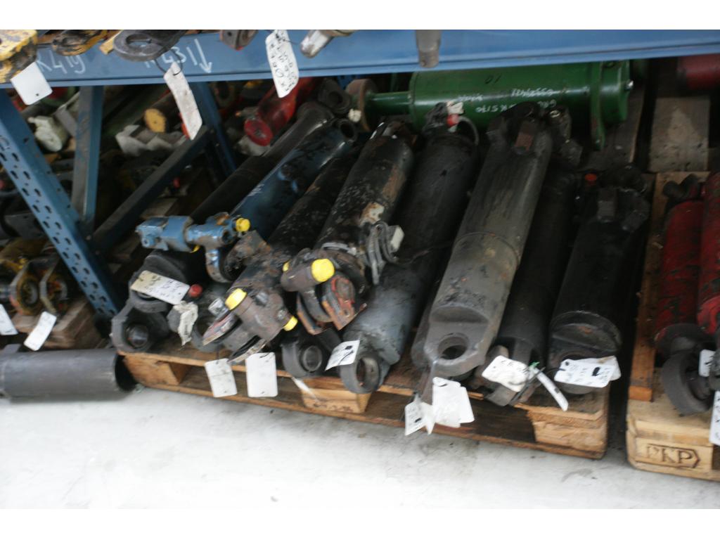 Liebherr LTM 1160 Sospensione