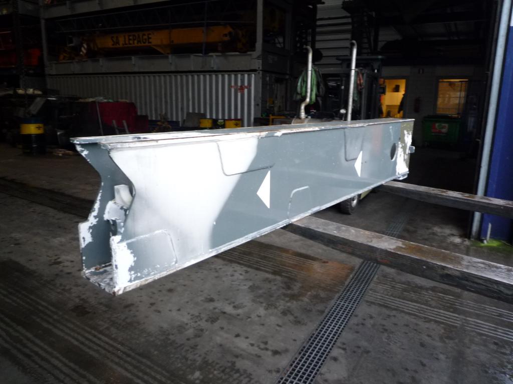Outriggers/ cilinders Grove GMK 3055