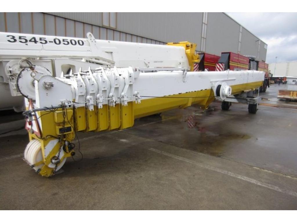 Liebherr LTM 1090-2 Secções de lança