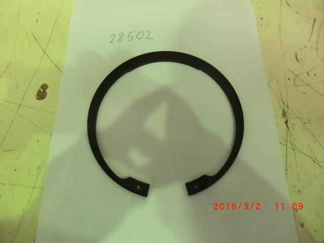 0028502 Grove GMK 3050 RETAINING RING