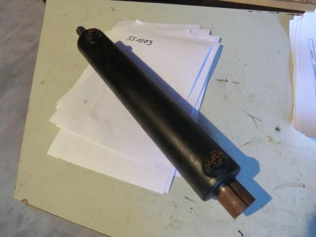0551003 Krupp KMK  WORKING CYLINDER
