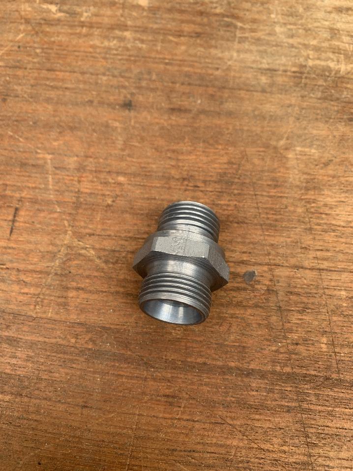 1147538 Grove GMK 3050 SCREW-IN FITTING