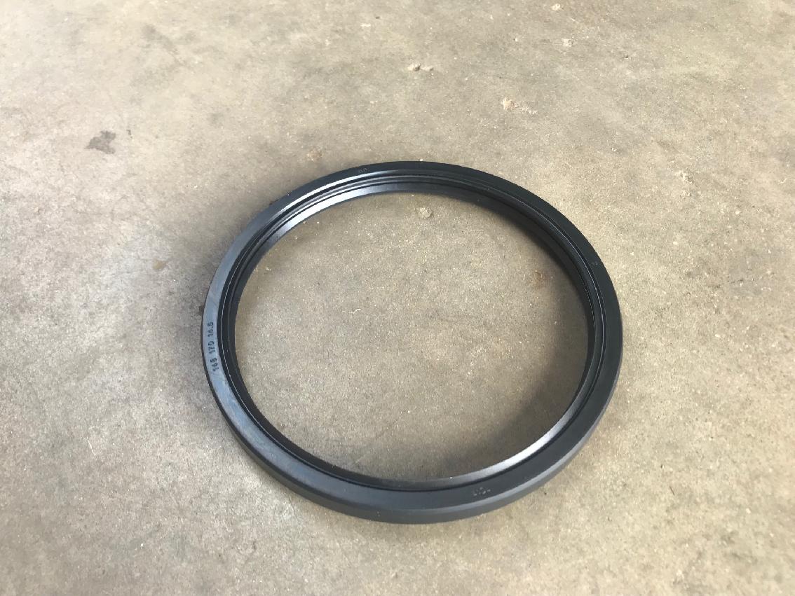 9049991028 Grove GMK RADIAL SEAL RING NBR 