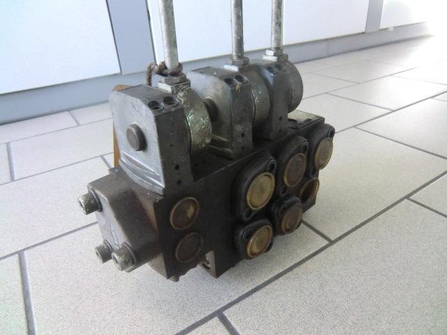 1571468 Krupp KMK  