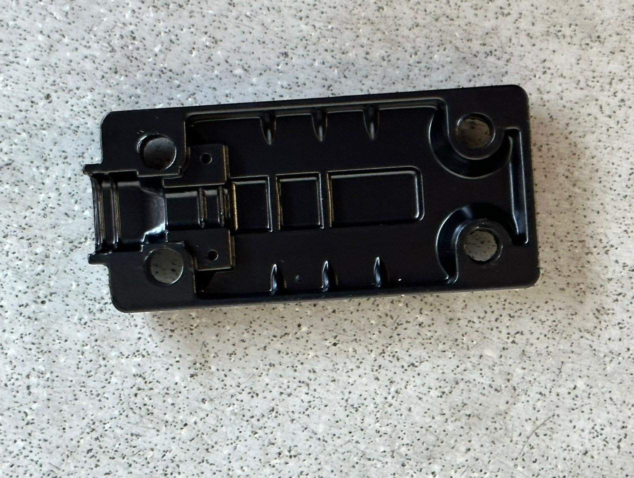 1677033 Krupp 70 GMT BASE PLATE