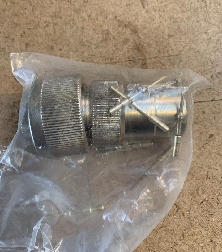 2310586 Grove GMK 3050 PLUG 14 PINS