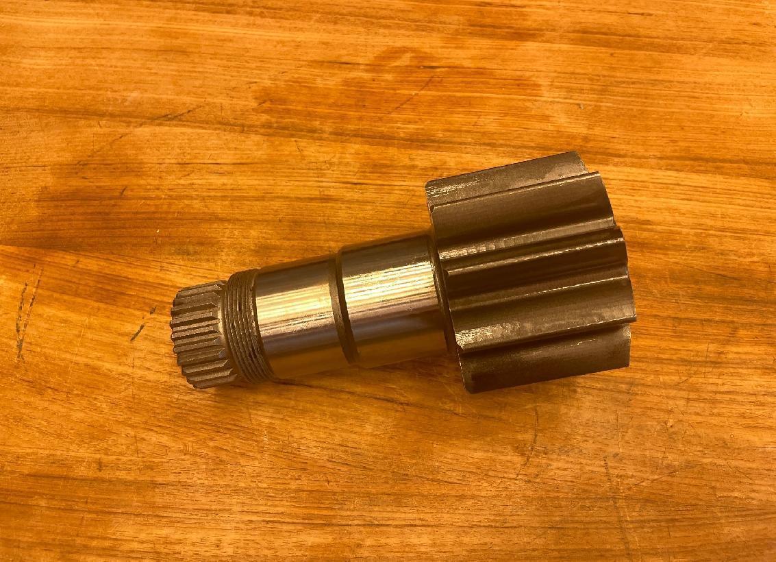 2313177 Grove GMK 2035 PINION SHAFT