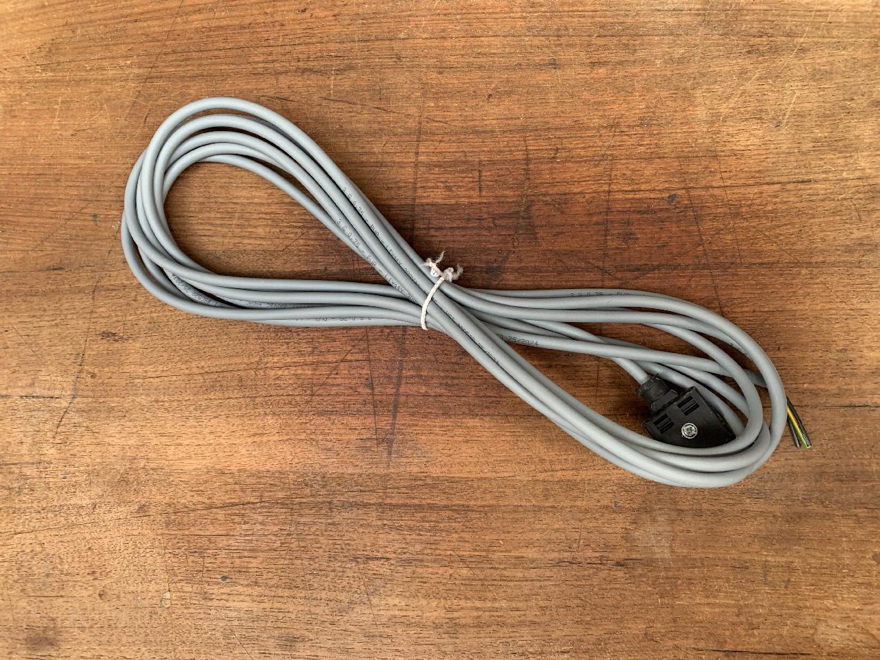 2314213 Grove GMK 3050 PLUG