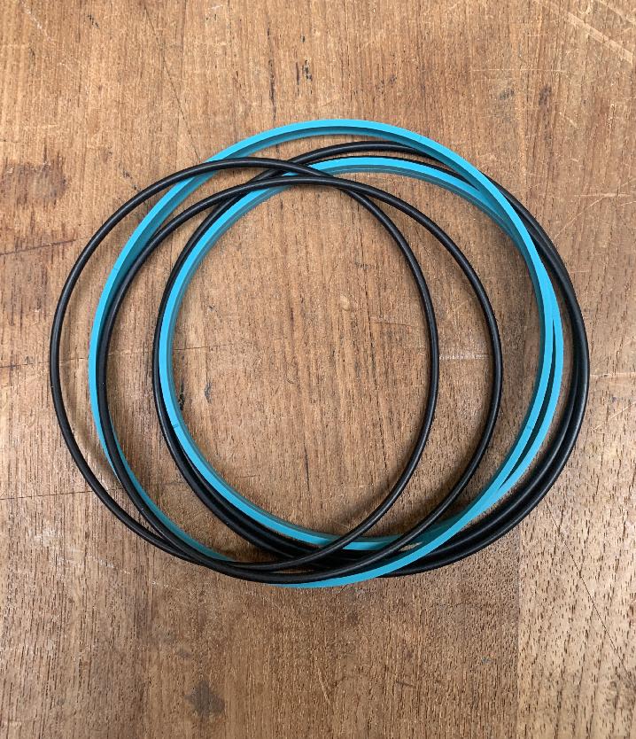 2315153 Grove GMK 2035 SET OF SEALS