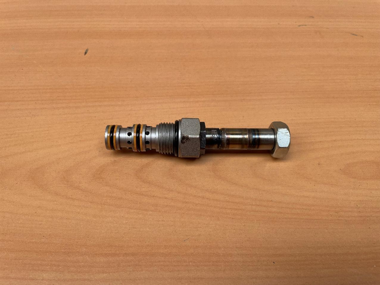3138568 Grove GMK SOLENOID VALVE