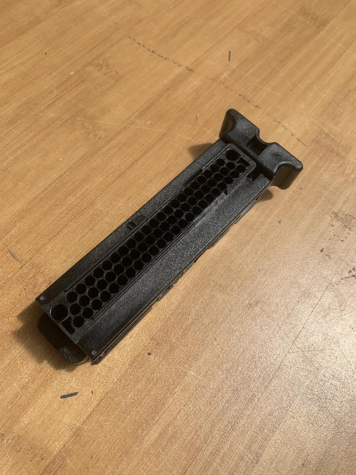 3041214 Grove GMK 5130-2 HOUSING