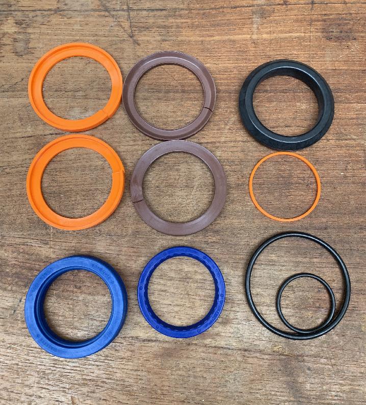 3044617 Grove GMK 6300 SET OF SEALS