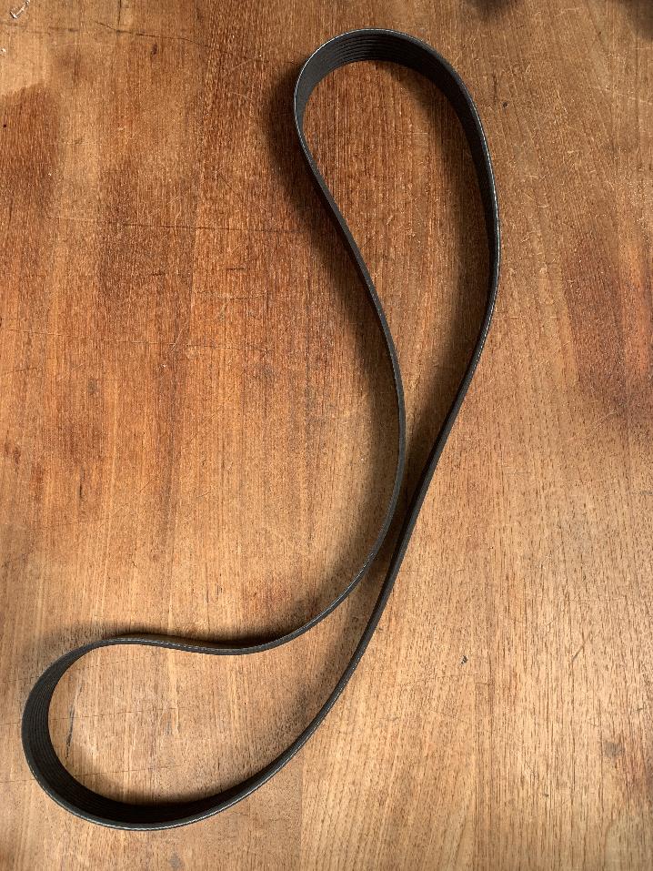 3045787 Grove GMK 5100 VEE BELT