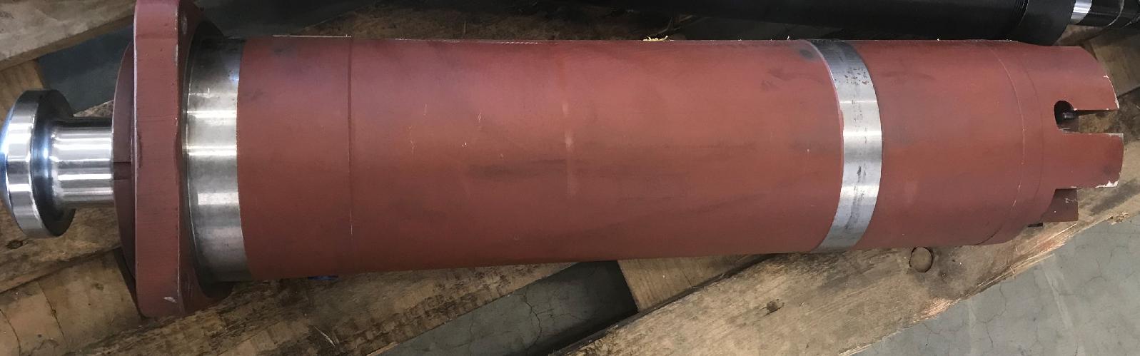 3109601 Grove GMK 5220 CYLINDER