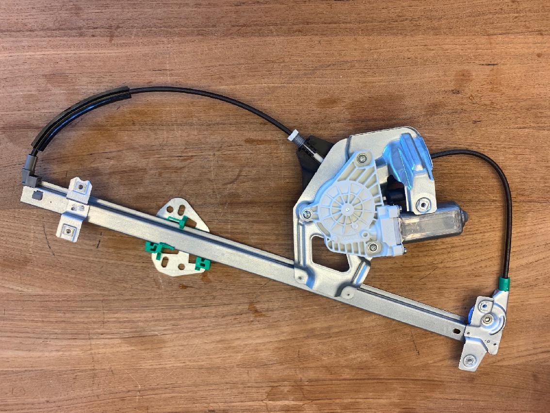 3134918 Grove GMK 4100 WINDOW LIFTER, ELECTRIC  LEFT