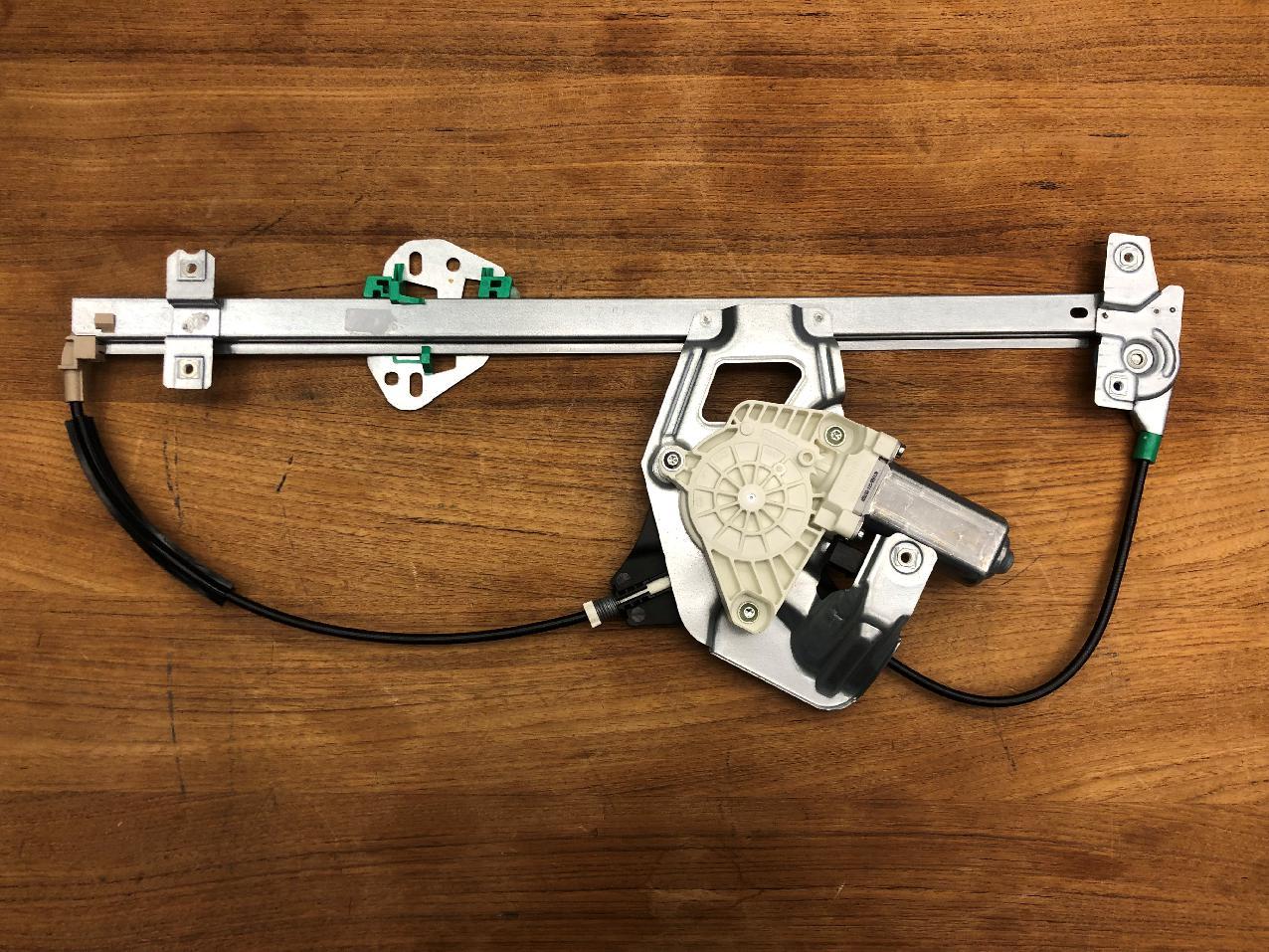 3134919 Grove GMK 4100 WINDOW LIFTER, ELECTRIC RIGHT