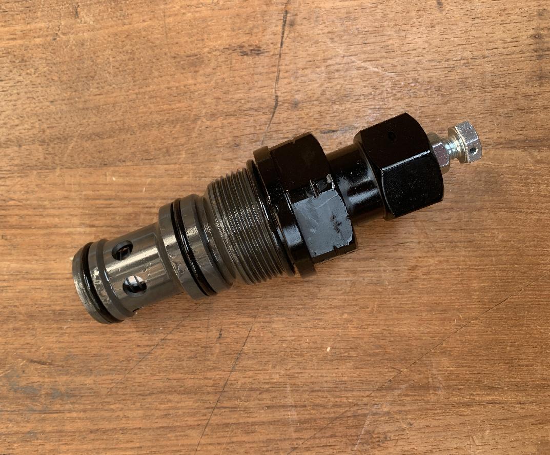 3135238 Grove GMK 3055 PRESSURE LIMITING VALVE, CARTRIDGE NG 16