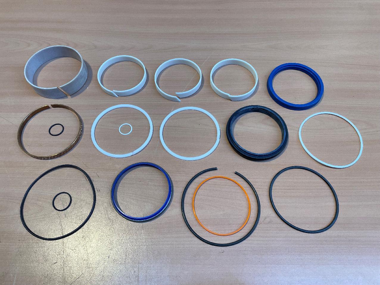 3138488 Grove GMK 3050-1 SET OF SEALS