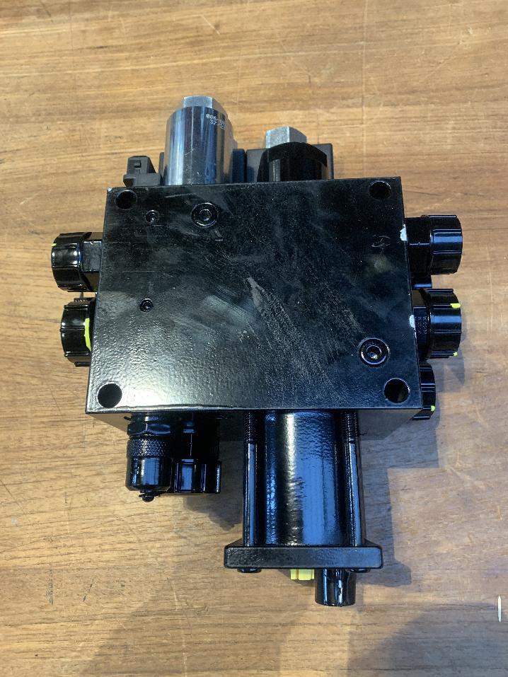 3140550 Grove GMK SHOCK-ABSORBING STRUT VENTIL