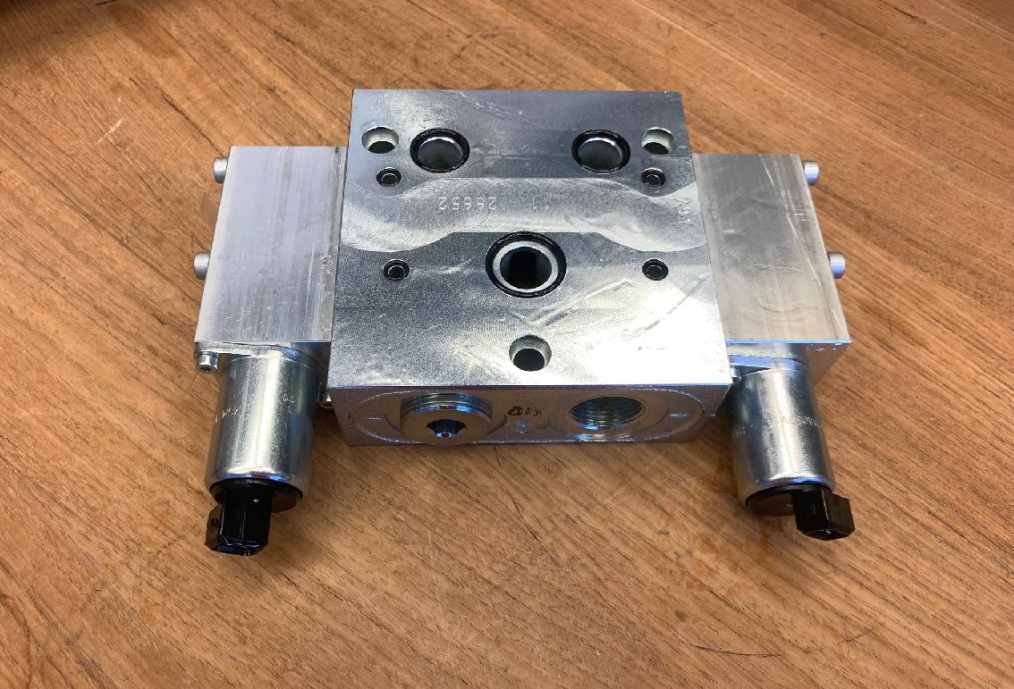 3144437 Grove GMK 4100-L WAY VALVE PROP. MAGNET