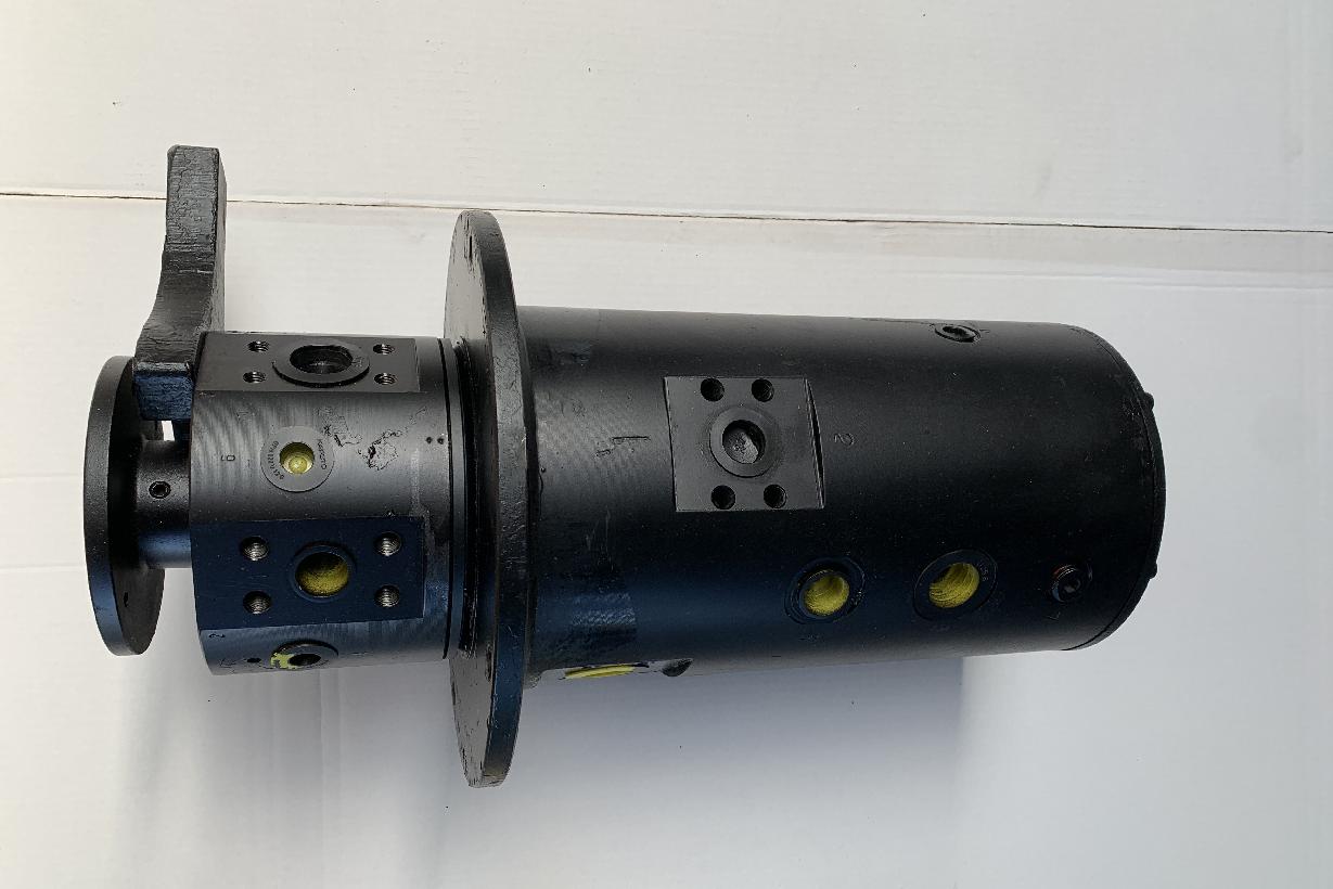 3196964-R Grove GMK 3055 SLEWINGGEAR