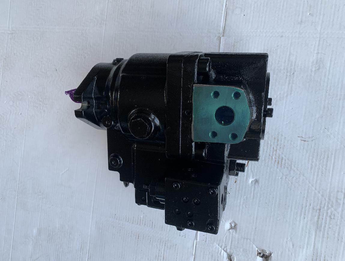 3201872 Grove RT 540E PUMP